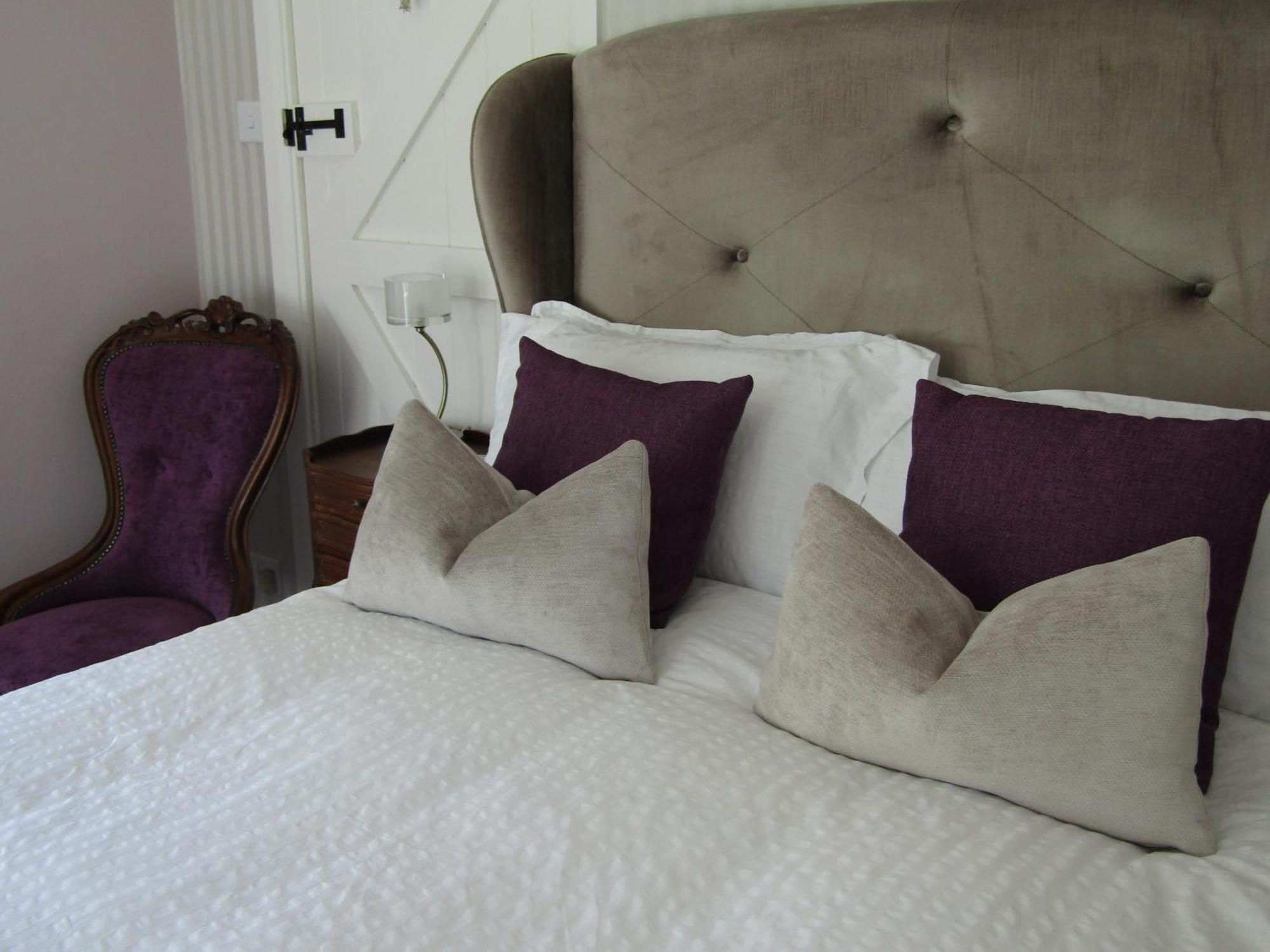 Frogs Hall B&B Eye  Екстериор снимка